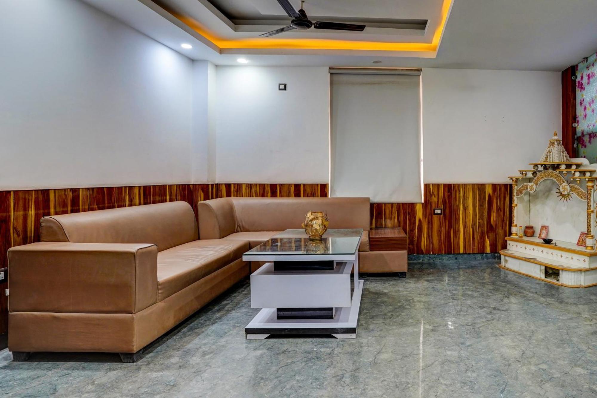 Hotel Hight Krone A Family Hotel Near Igi Airport Delhi Νέο Δελχί Εξωτερικό φωτογραφία