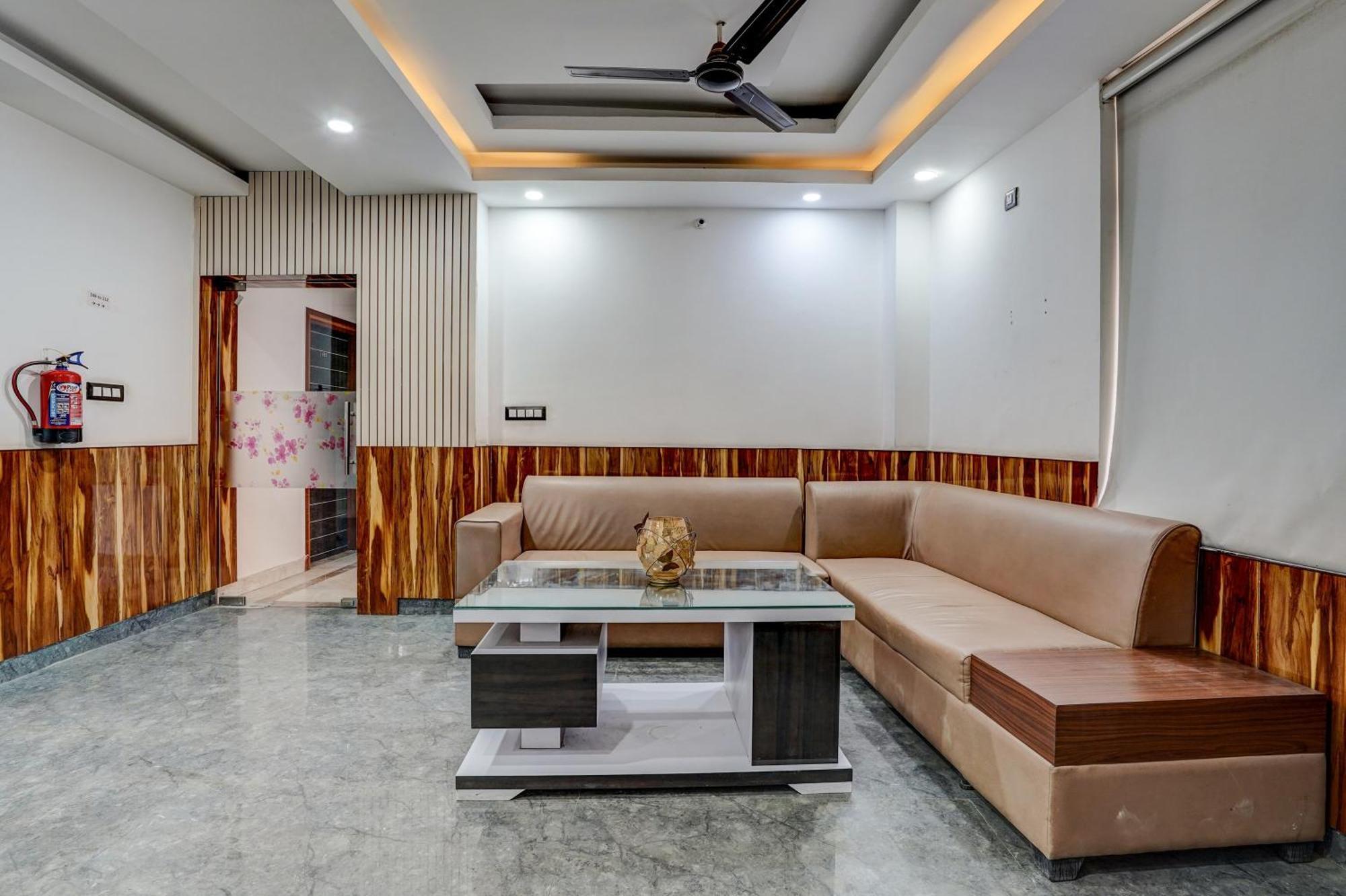 Hotel Hight Krone A Family Hotel Near Igi Airport Delhi Νέο Δελχί Εξωτερικό φωτογραφία