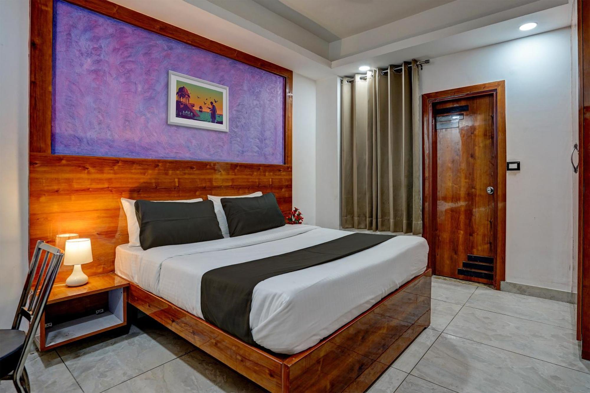 Hotel Hight Krone A Family Hotel Near Igi Airport Delhi Νέο Δελχί Εξωτερικό φωτογραφία