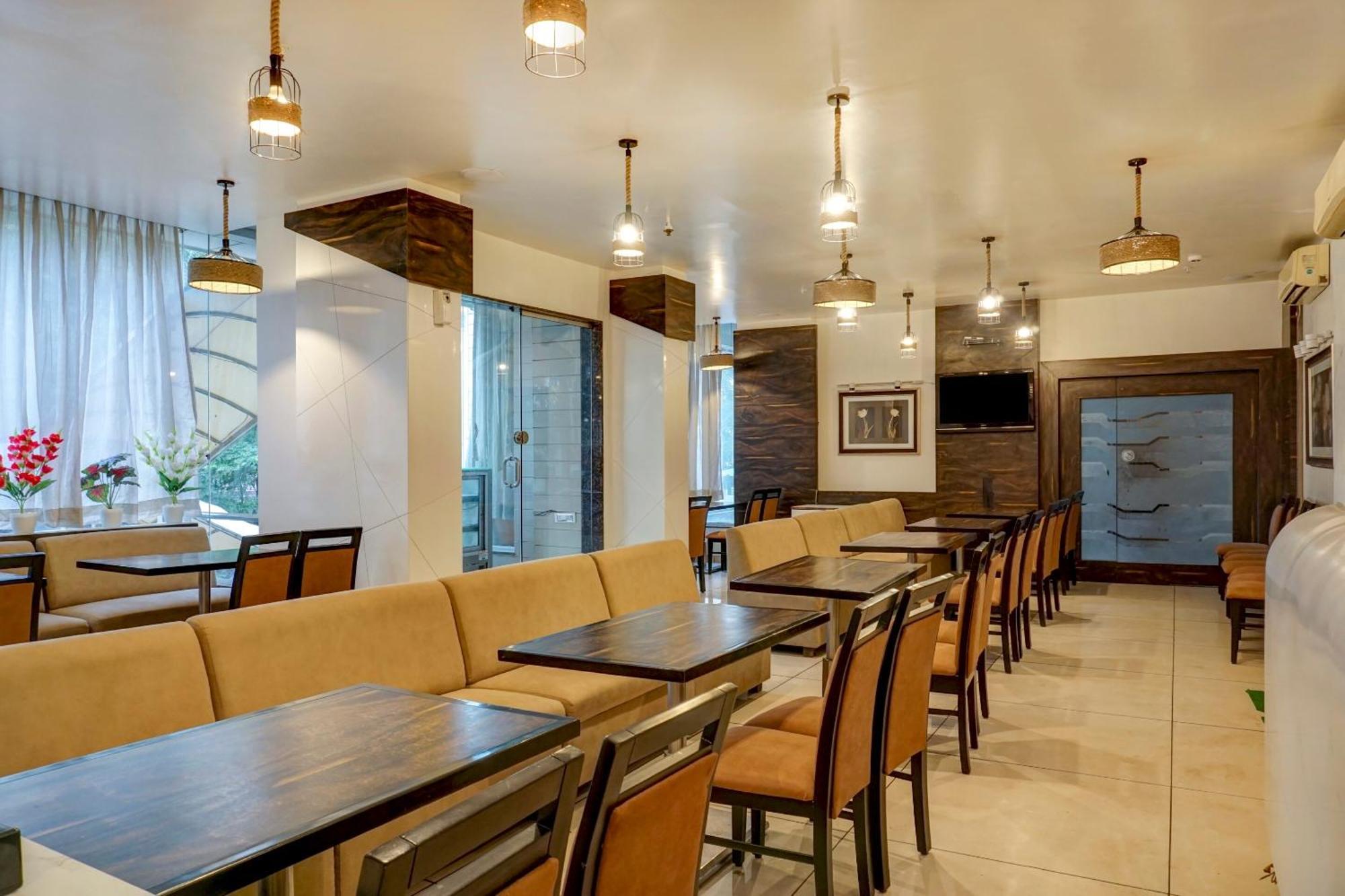 Hotel Hight Krone A Family Hotel Near Igi Airport Delhi Νέο Δελχί Εξωτερικό φωτογραφία
