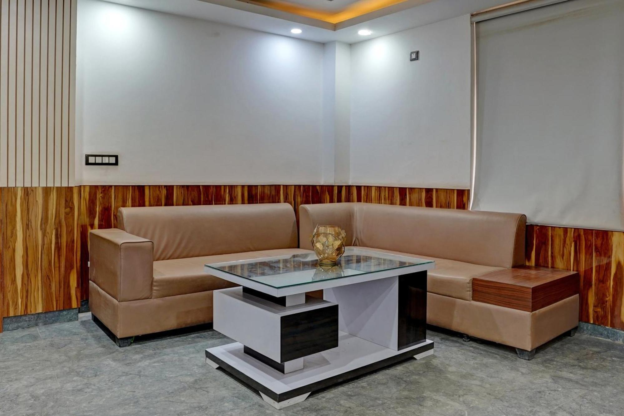 Hotel Hight Krone A Family Hotel Near Igi Airport Delhi Νέο Δελχί Εξωτερικό φωτογραφία